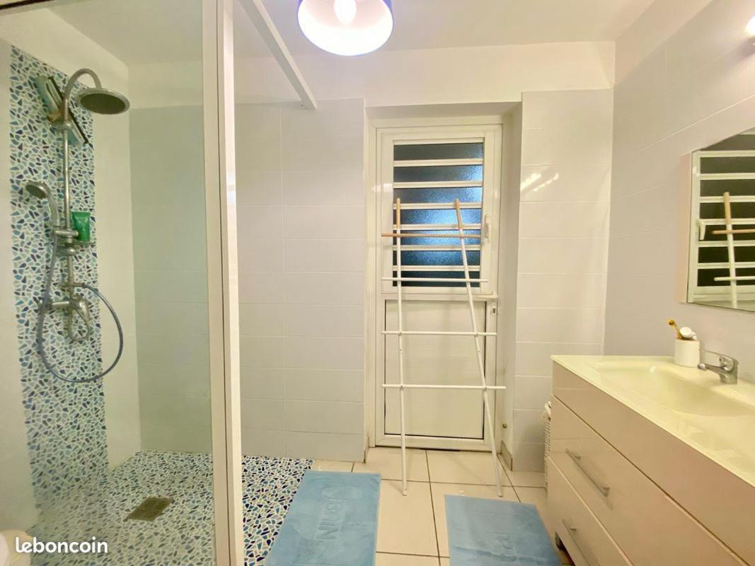 Kazanou Hotel Saint Pierre Buitenkant foto